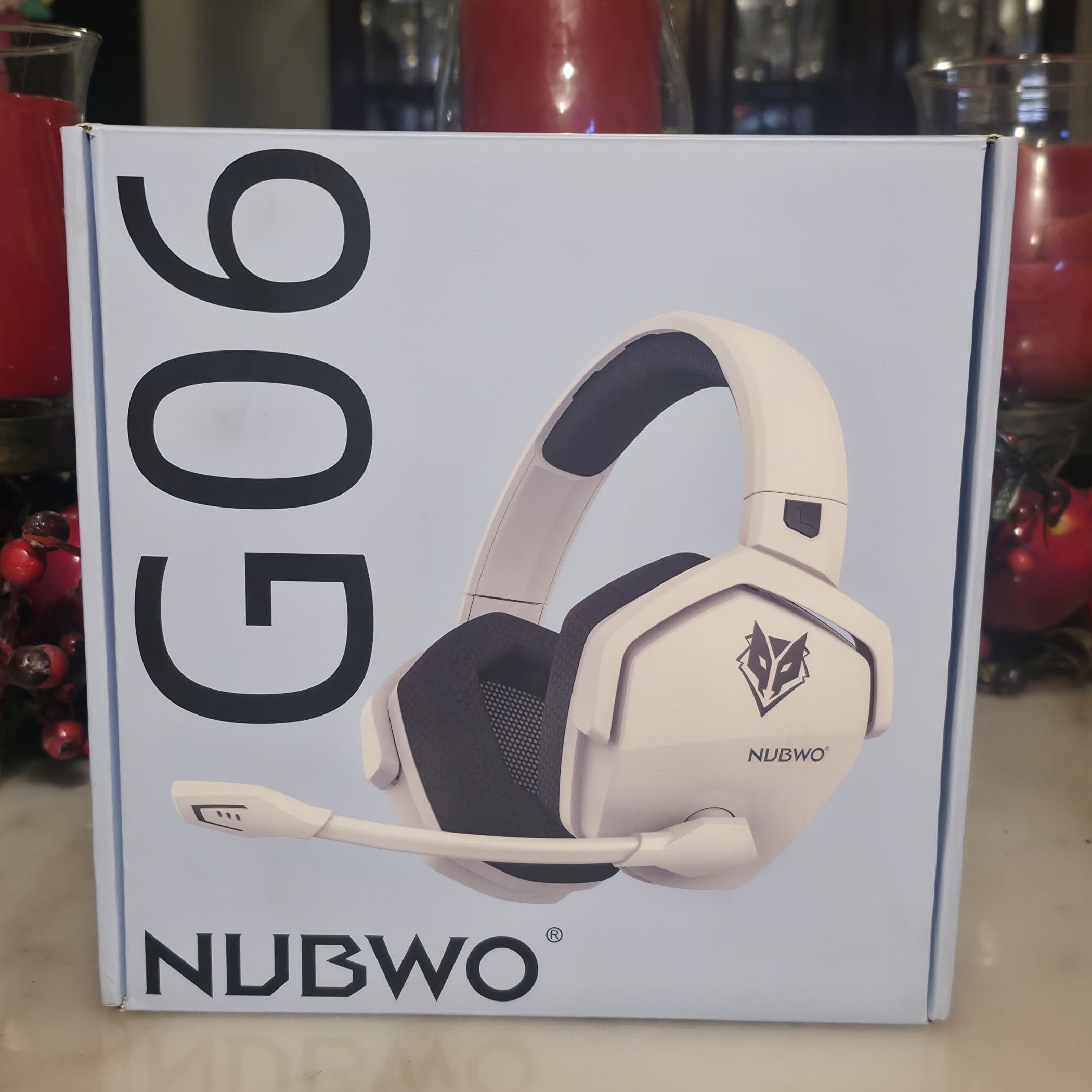 NUBWO G06 Gaming Headset for PS5, PS4, XBOX,PC, Mac, 2.4GHz White