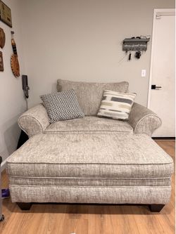 Bobs couch set