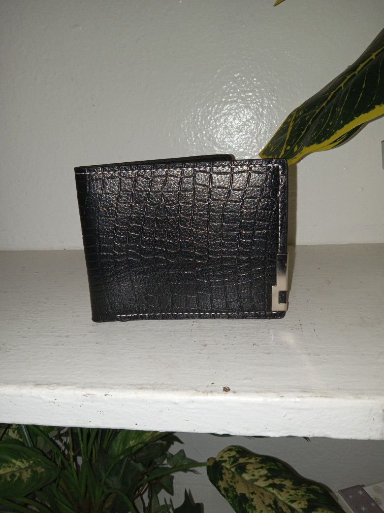 Black Crocodile-embossed Leather Wallet