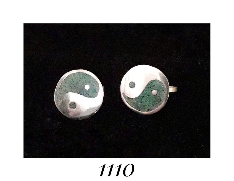 18mm Vintage Solid Sterling Silver Crushed Turquoise Yin Yang Screwback Earrings. Signed MMC, Mexico