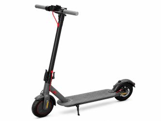🛴 Electric Scooter – Excellent Condition (90% New)