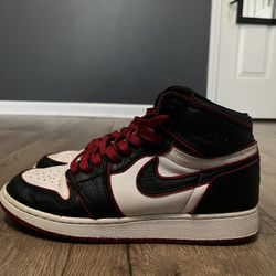 Jordan 1 Bloodline 