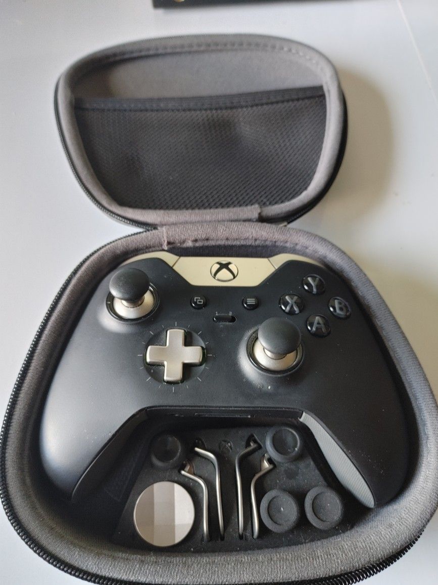 Xbox Elite Controller 1