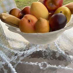 Nice Frozen Glass And Plastic Fruit Centerpiece