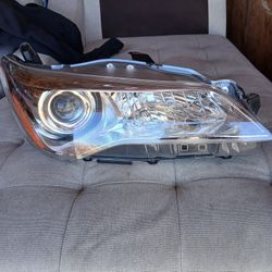  Toyota Camry Headlights 