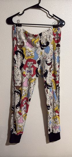Women’s sleepwear