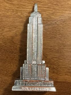 Vintage 4 inch Empire State Building souvenir