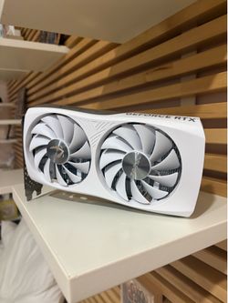 White ZOTAC RTX 4060