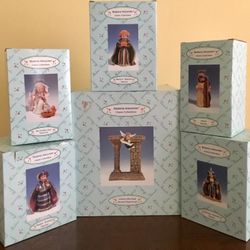 Great Christmas Gift/Decoration New- Discontinued-Madame Alexander Nativity Set