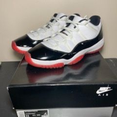 Nike Air Jordan 11 Low Concord “Breds” Size 11