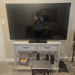 VIZIO 63" Dlat Screen