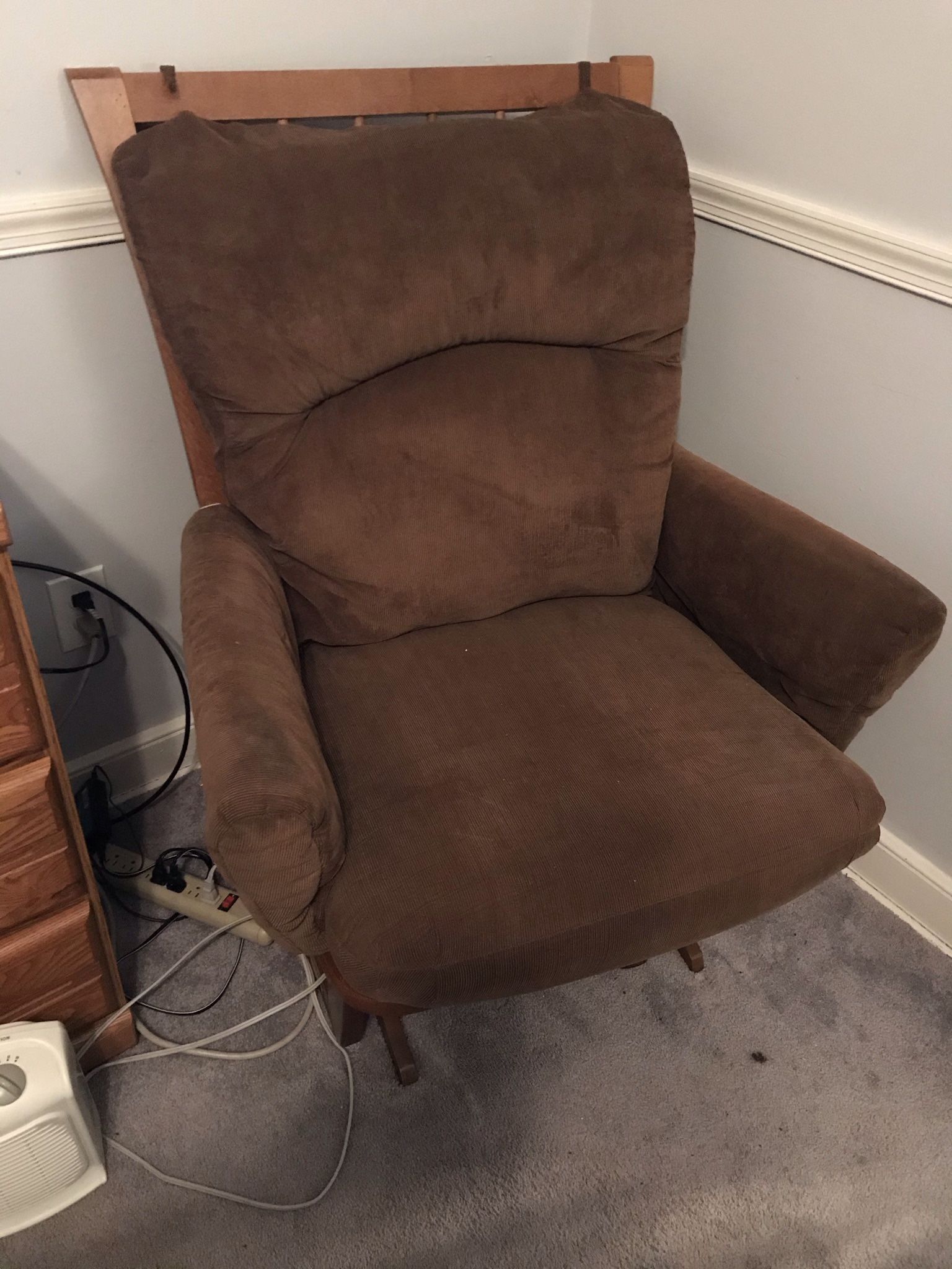 Dutailier Handcrafted Glider Chair