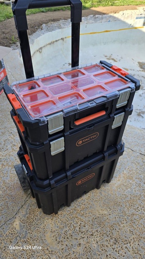 Rolling Tool Box