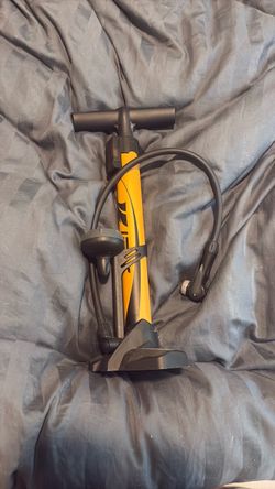 Floor Bike Pump with Gauge
