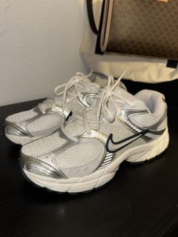 Nike Women 7 1/2