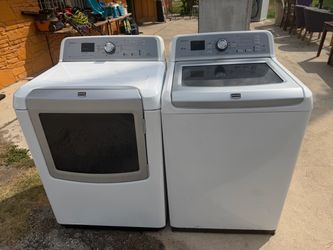 Maytag Bravos XL Washer and Dryer Set