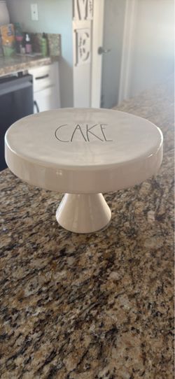 Cake tray