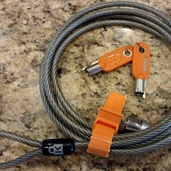 NEW!! 5 Cable Locks w/Keys – Laptop / Computer / Tablet / Monitor  