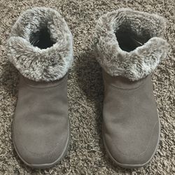 Sketchers Brown Boots