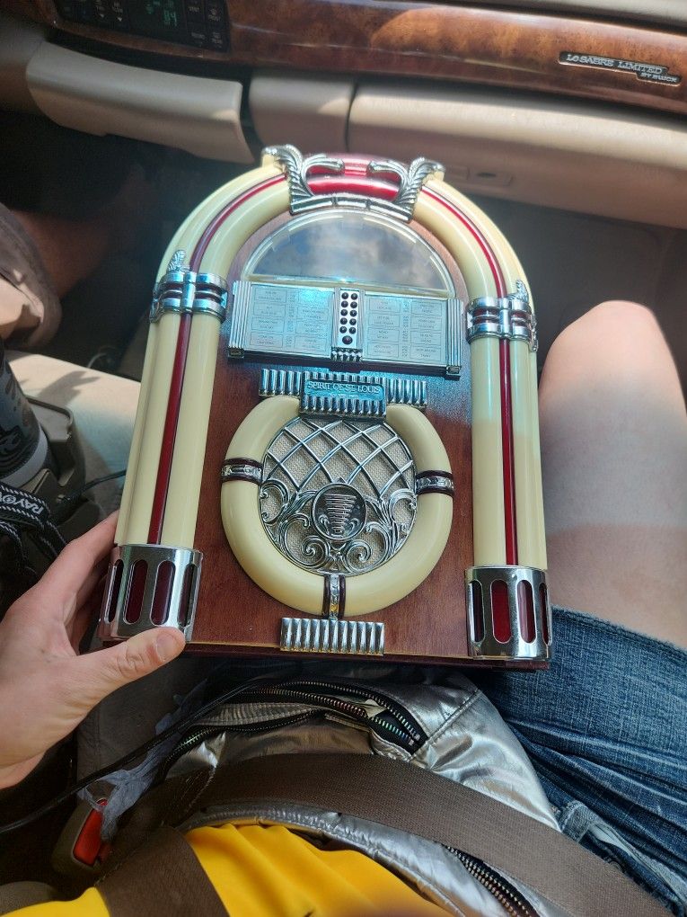 Spirit Of St Louis Mini Jukebox
