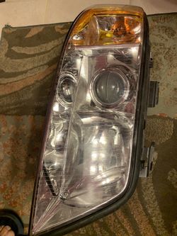 1998–2001 Audi A6 Right Passenger Headlight Original
