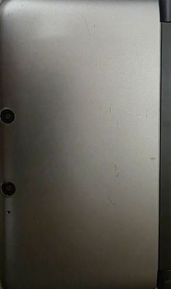 Nintendo 3DS XL with 200 Games