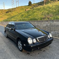 2002 Mercedes Benz E320 130k Miles 
