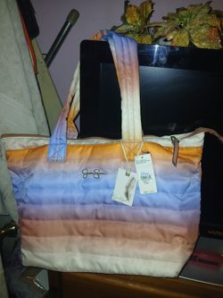 *Jessica Simpson* Gradient ToteBag