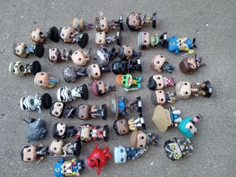 Funko Pops Pre-owned (lot)