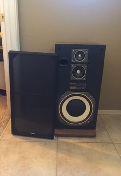 Fisher STV 420M Speakers