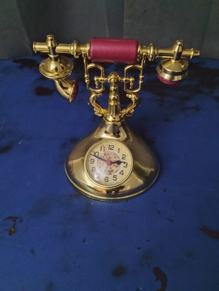 Clock/ Alarm Clock