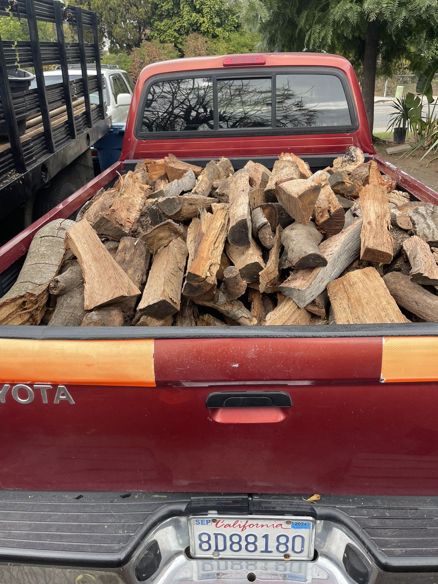 Oak And Eucalyptus Firewood 