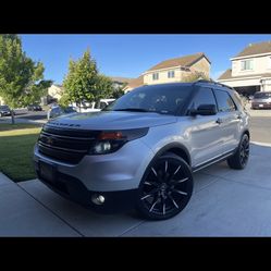 2012 Ford Explorer