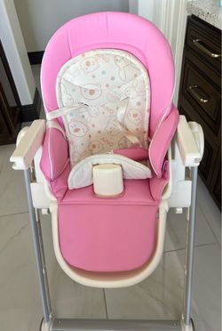 Foldable High Chair, babies/toddlers.