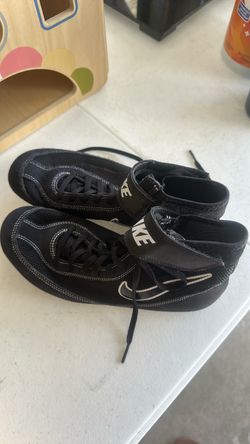 Nike wrestling shoes