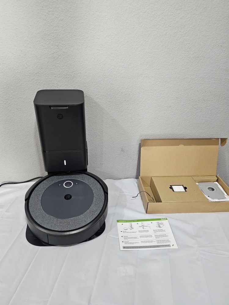 irobot roomba i3 plus robot vacuum cleaner