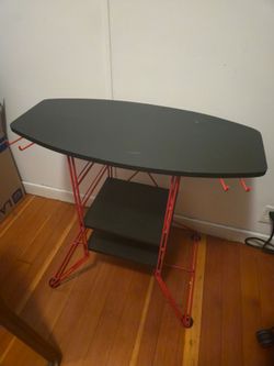 Gaming stand
