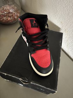 Air Jordan 1