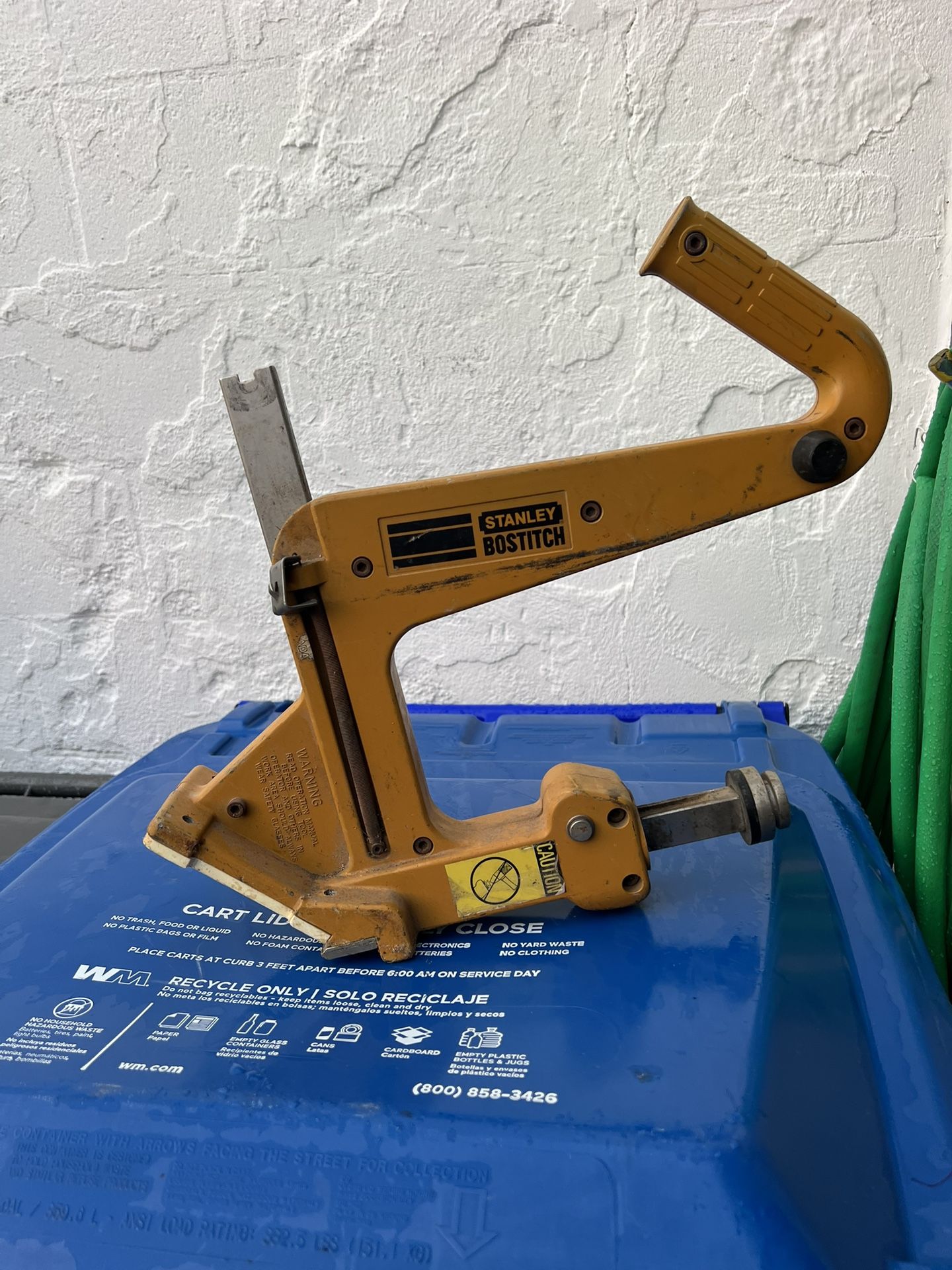 Hardwood Floor Cleat Nailer