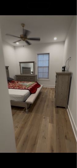King size Bedroom set