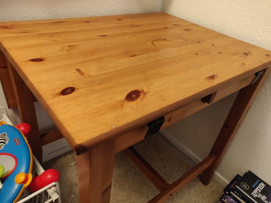 Table with small extension.