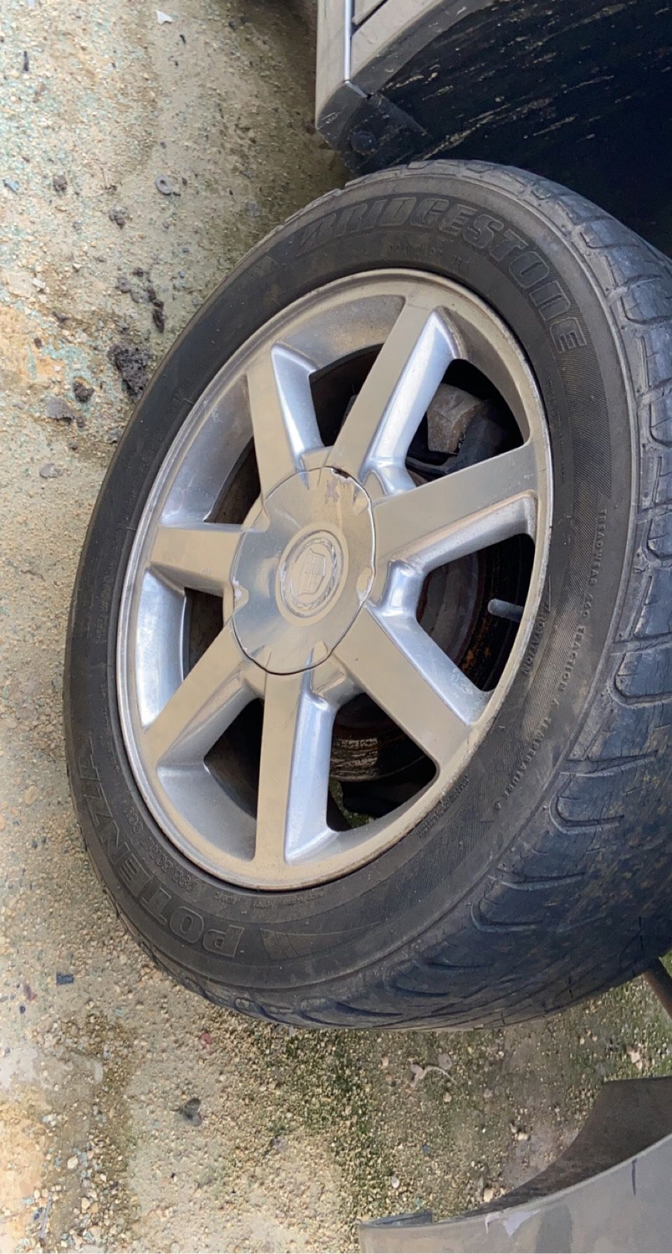 Cadillac STS Stock Rim And Rear Taillights