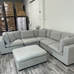 Gray Lowell 6 Piece Modular Sectional Couch (FREE DELIVERY 🚚)