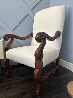 Vintage Inspired Traditional Chair