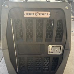 Gunner G1 Intermediate Kennel With Chew Guards