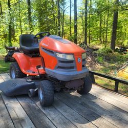 Husqvarna Riding Mower 46"Deck 20hp Kohler Engine 