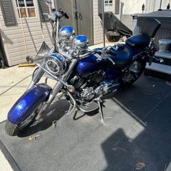 2008 Yamaha VStar Classic (Extremely Low Miles)