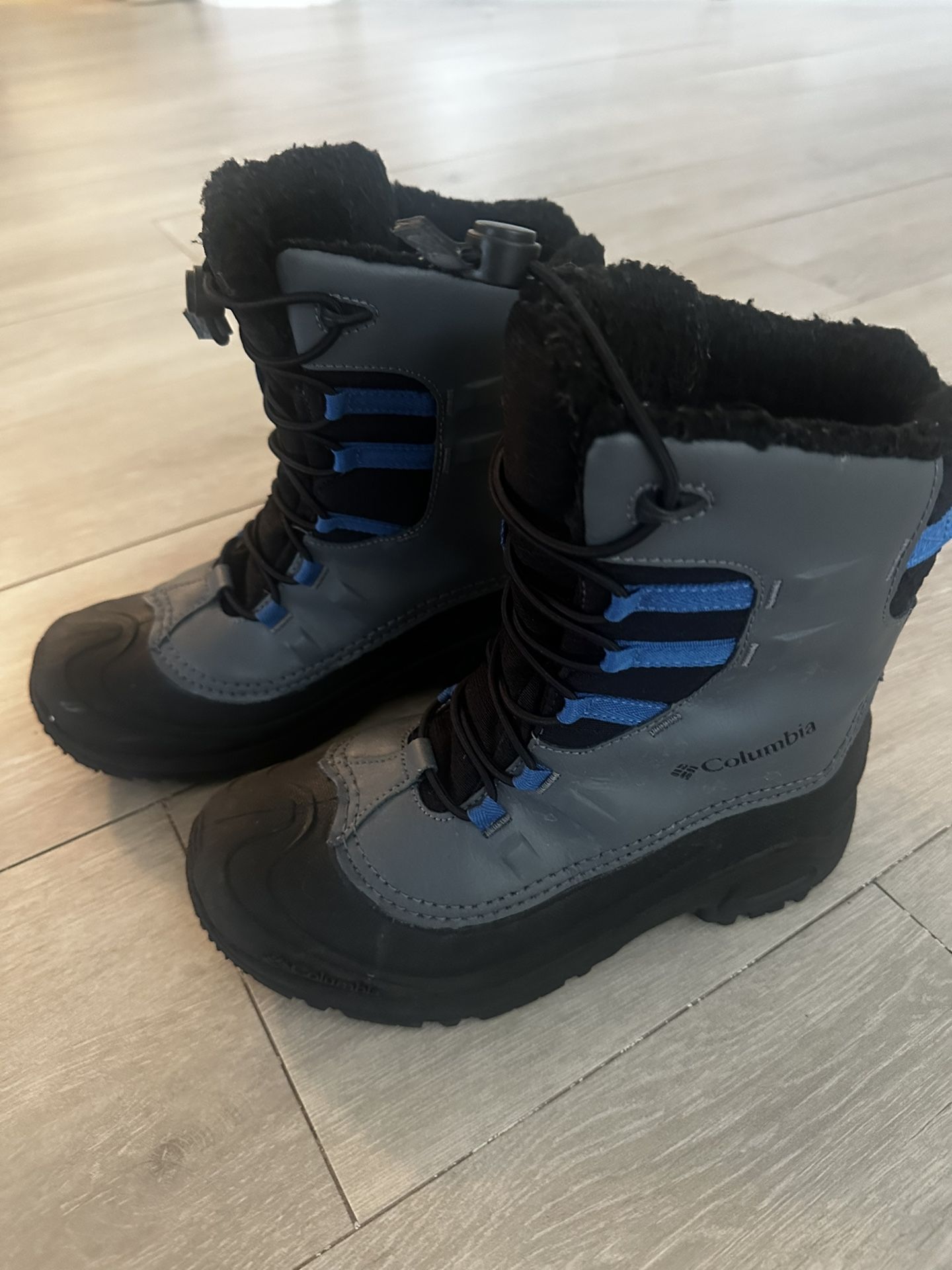 Snow Boots