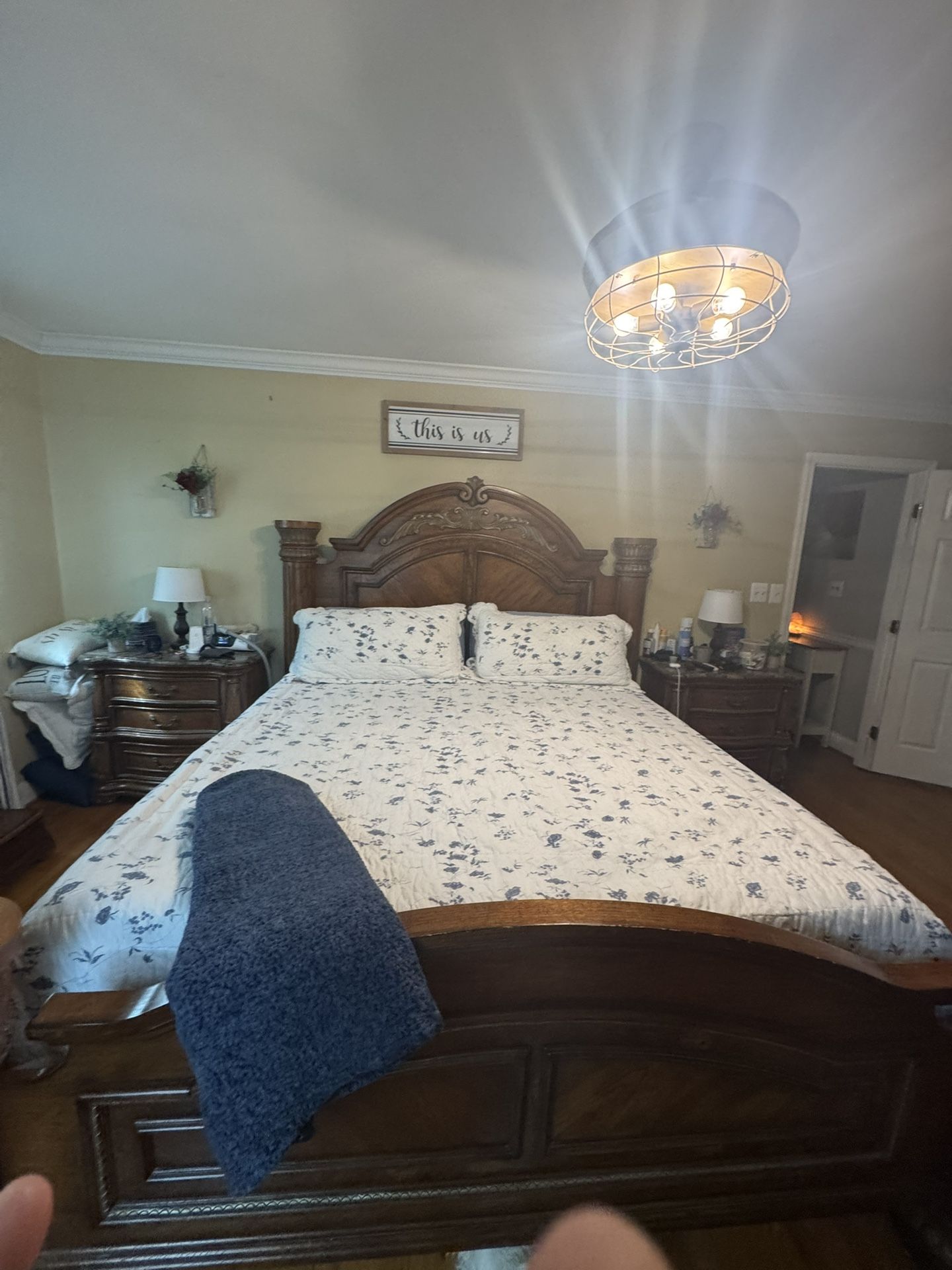King Bedroom Set