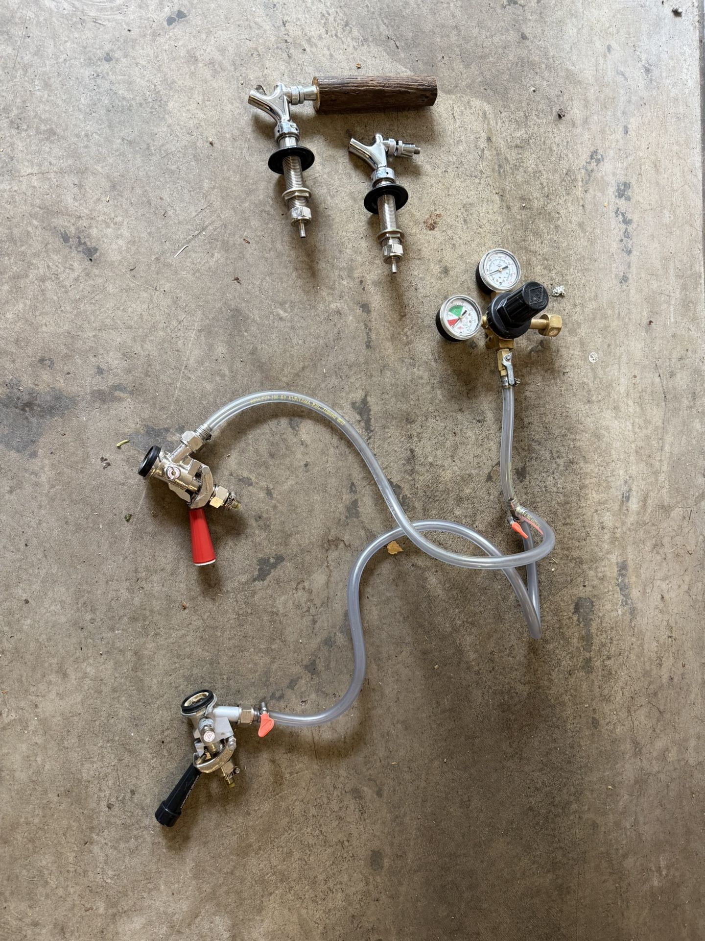 Kegerator Kit Taps, Regulator